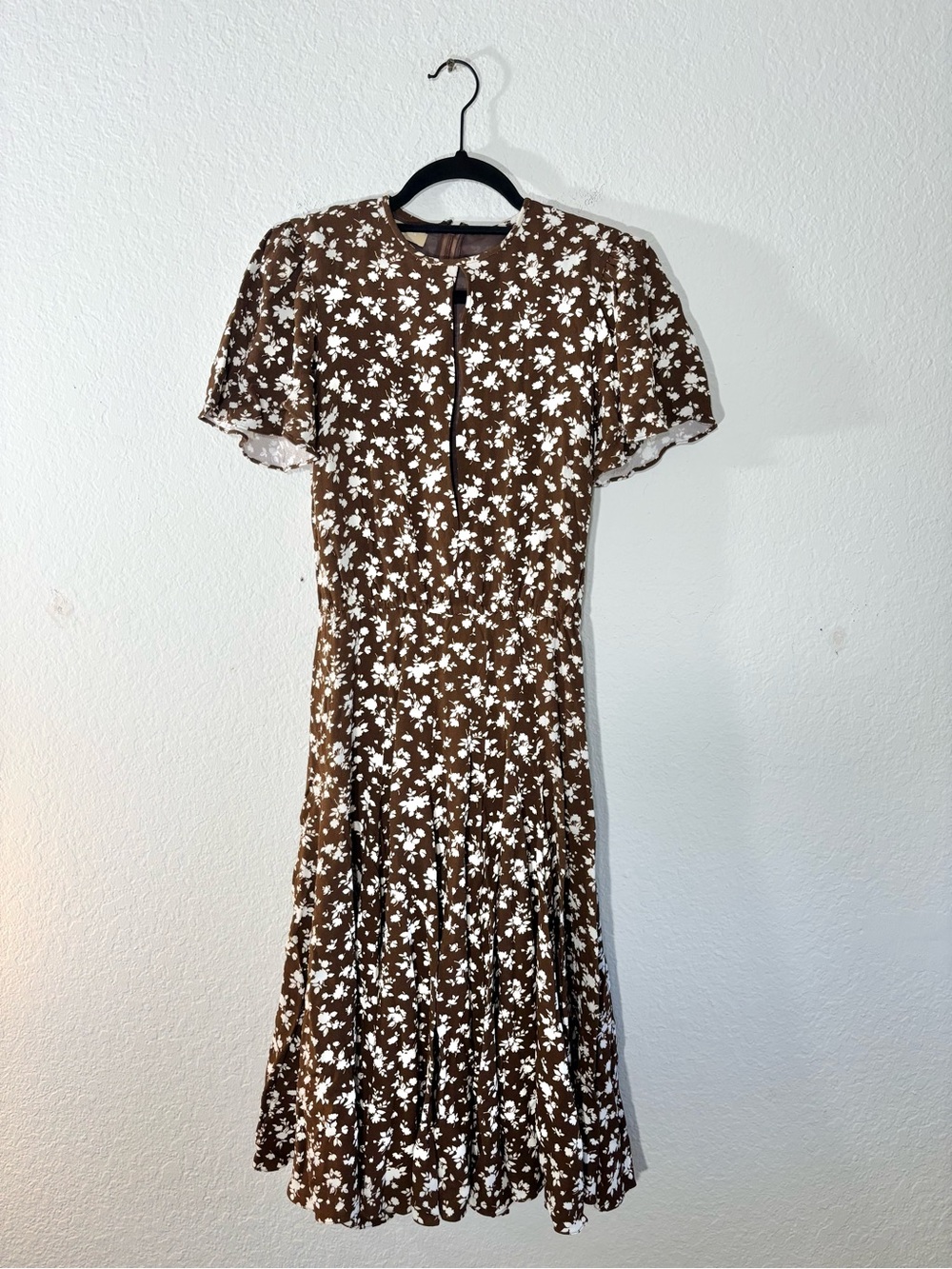 Michael Kors Brown White Floral Short Sleeve Midi Dress Women’s Size 2 - Picture 2 of 15